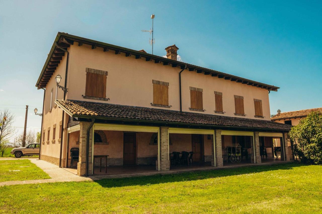 קסטלפרנקו אמיליה Agriturismo Garzole מראה חיצוני תמונה